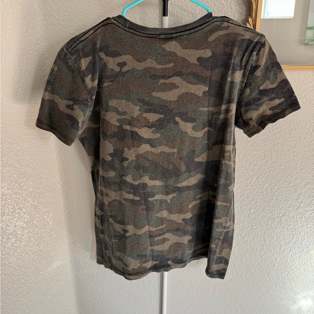 OBEY motto tee “Make Art” - Picture 2 of 3